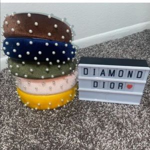Girls and women hand bands